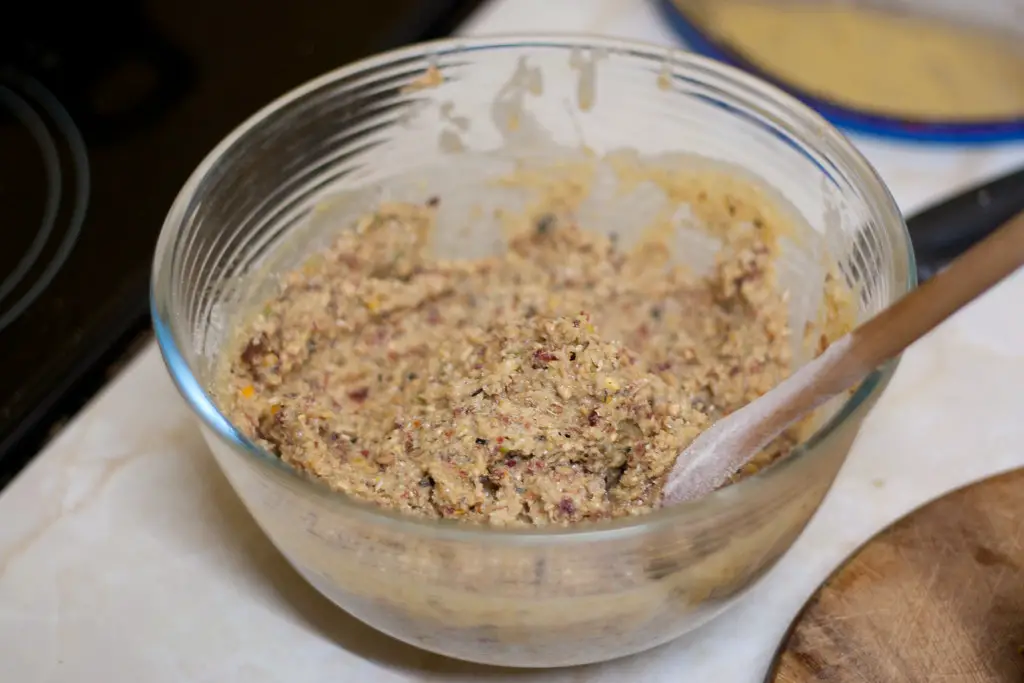 bacon grease and oatmeal for birds